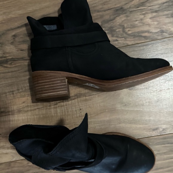 Ugg black ankle boots 8 - Picture 2 of 4